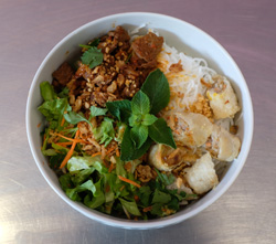 Salade Vietnamienne Six-Fours